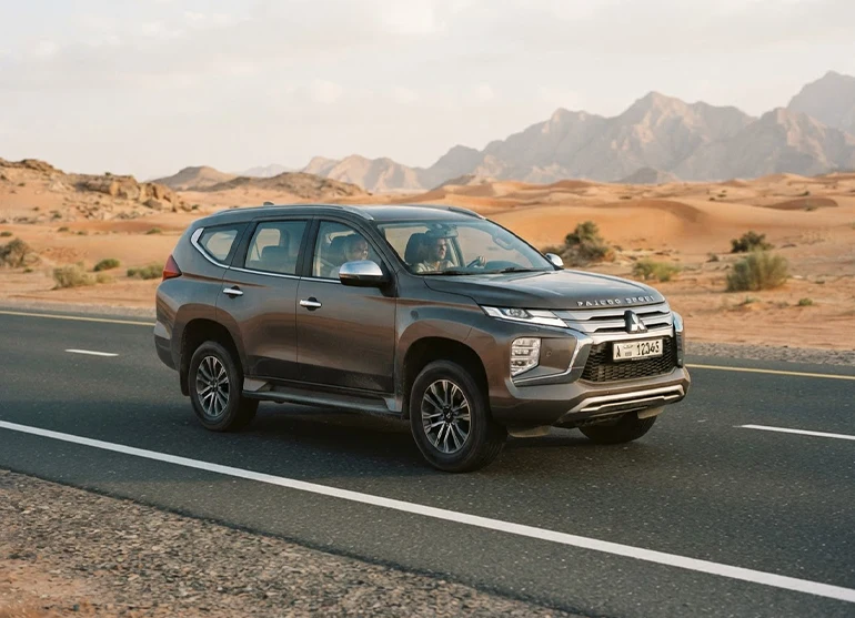Mitsubishi in Dubai road