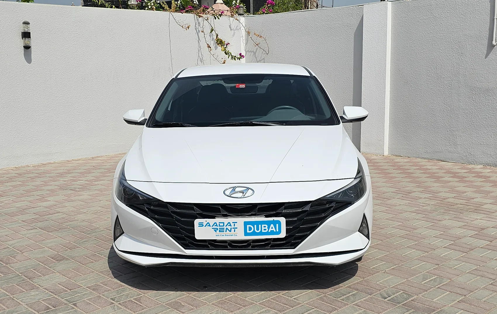 hyundai-elantra-slide-2