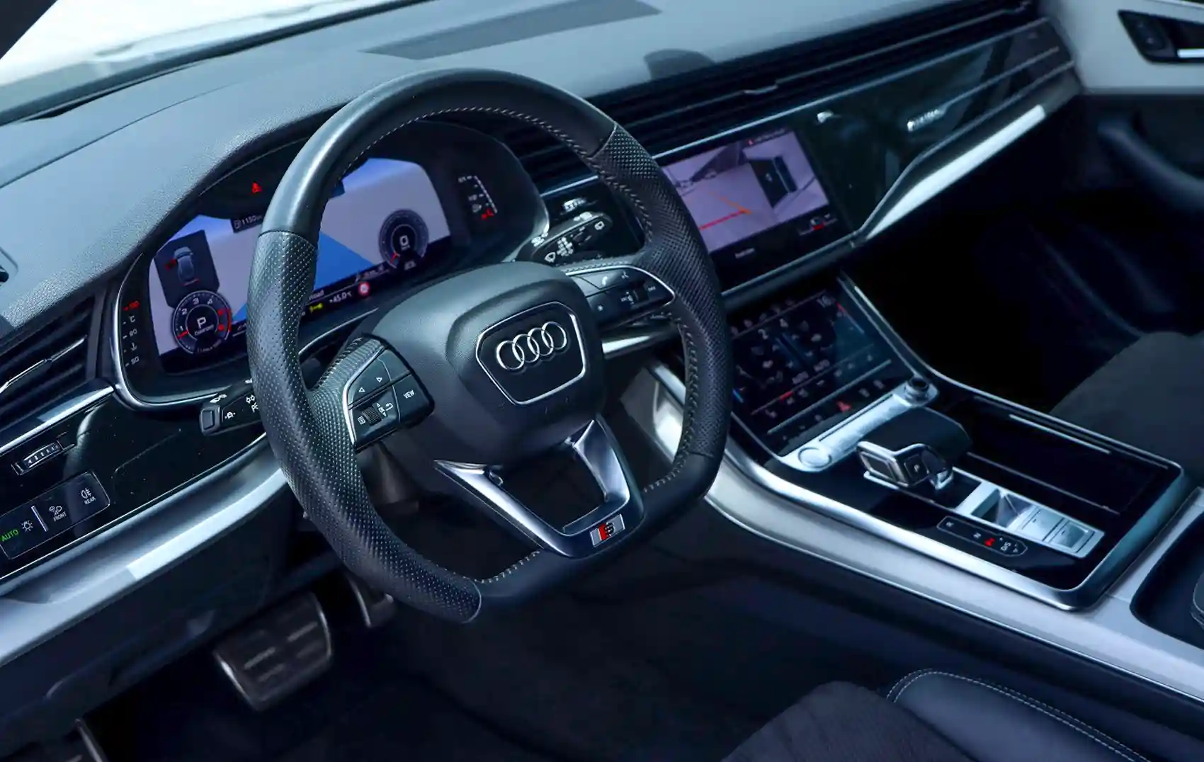 audi-q8-slide4