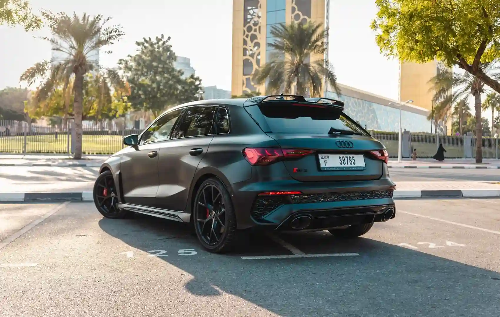 audi-r3-slide4