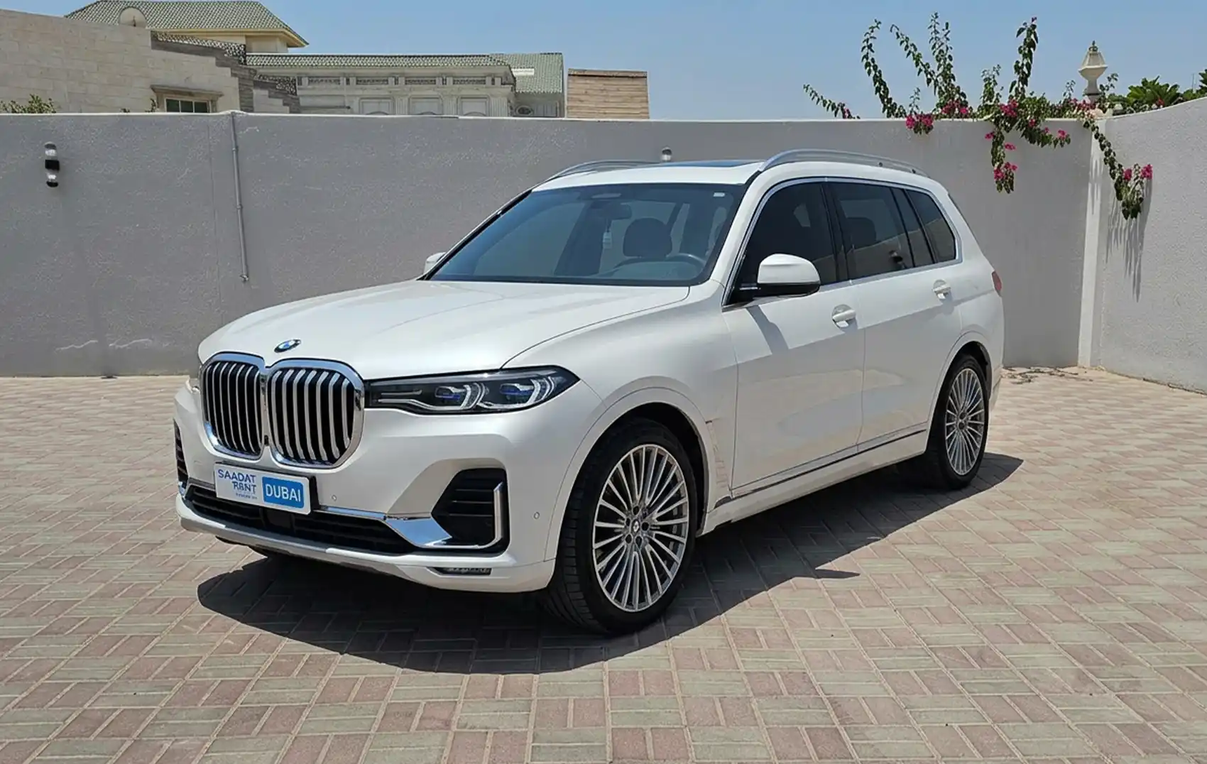 BMW X7 rental in Dubai
