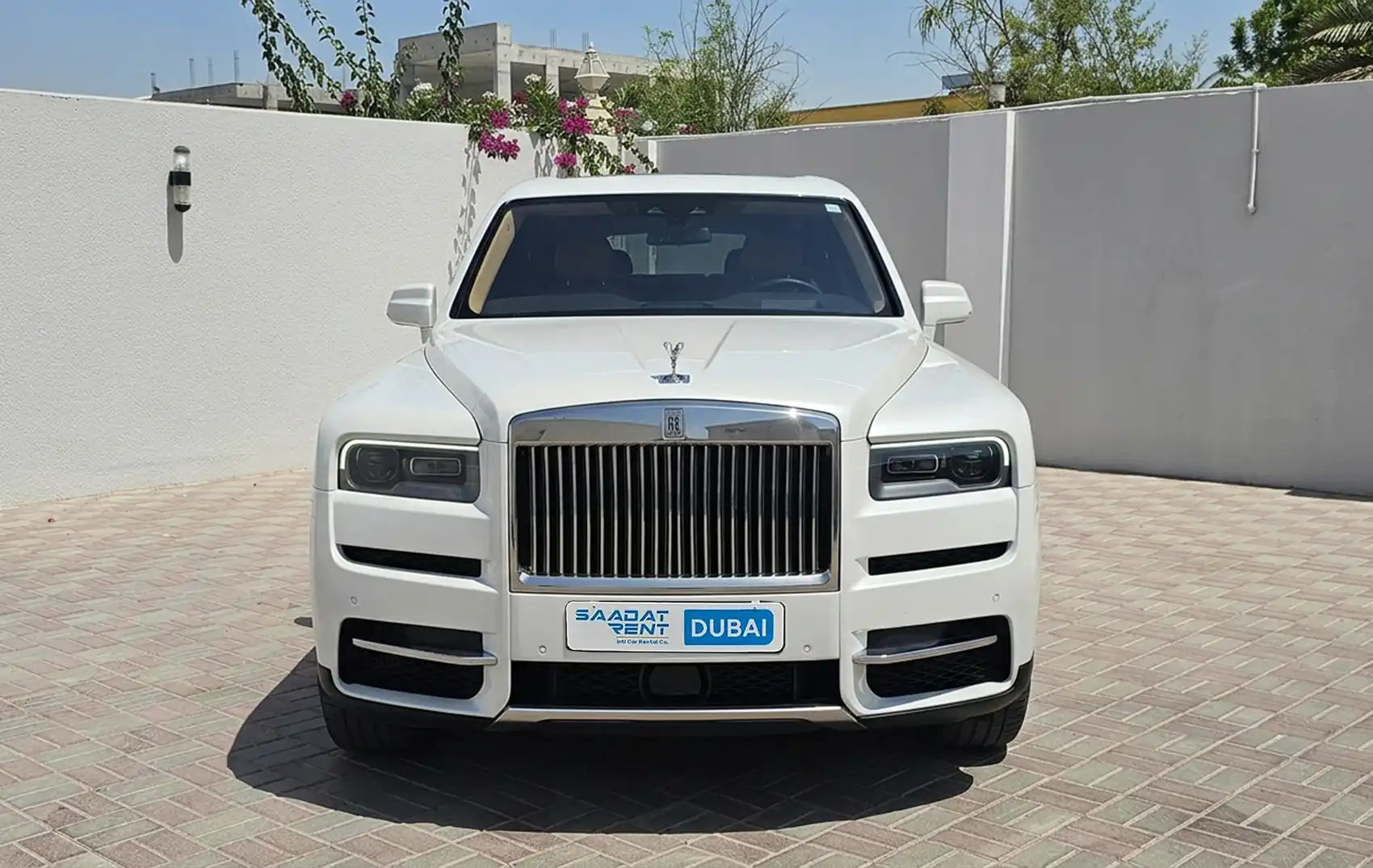 rolls-royce-cullinan-dubai-slide-2